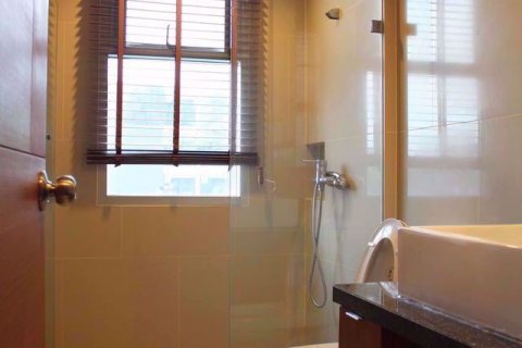 Condominio de 1 dormitorio en Khlong San, Bangkok, Tailandia № 76389 - foto 7