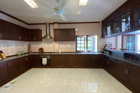 Casa de 6 dormitorios en Hua Hin, Tailandia № 125084 - foto 14