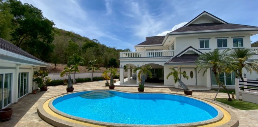 Casa de 6 dormitorios en Hua Hin, Tailandia № 125083
