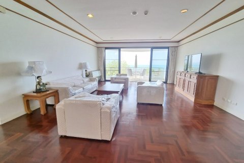 Condominio de 3 dormitorios en Pattaya, Tailandia № 82266 - foto 11