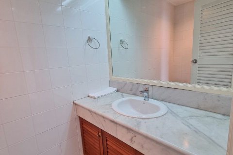 Condominio de 3 dormitorios en Pattaya, Tailandia № 82266 - foto 18