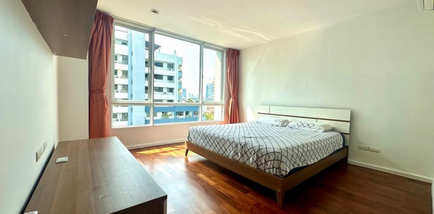 Condominio de 2 dormitorios en Bangkok, Tailandia № 119576