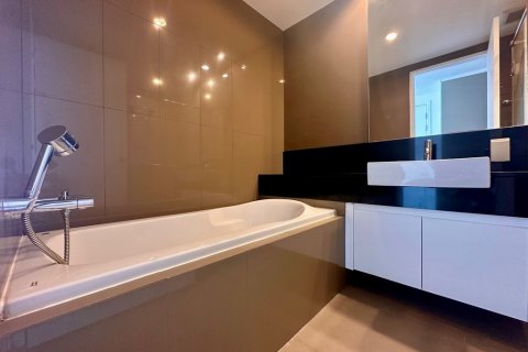 Condominio de 2 dormitorios en Bangkok, Tailandia № 119576 - foto 3