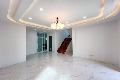 Casa de 4 dormitorios en Phuket, Tailandia № 119578 - foto 6