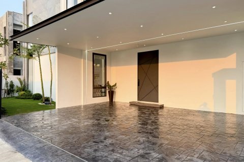 Chalet de 6 dormitorios en Bang Lamung, Tailandia № 123945 - foto 18