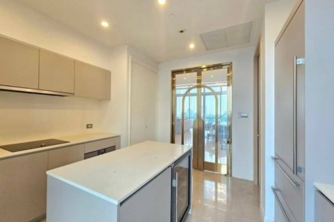 Кондоминиум с 4 спальнями в Кхлонг Сане, Бангкок, Таиланд № 123943 - фото 19