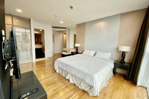Condominio de 2 dormitorios en Sathon, Bangkok, Tailandia № 123944 - foto 11