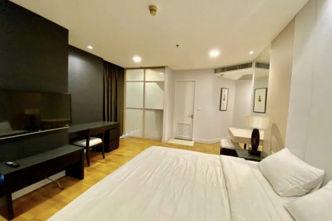 Condominio de 2 dormitorios en Sathon, Bangkok, Tailandia № 123944 - foto 3