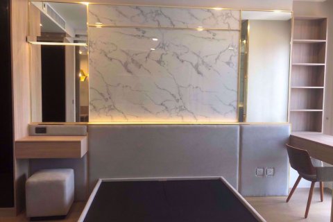 Condominio de 1 dormitorio en Bang Rak, Bangkok, Tailandia № 76938 - foto 3