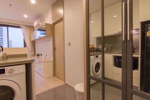 Condominio de 1 dormitorio en Watthana, Bangkok, Tailandia № 76935 - foto 8