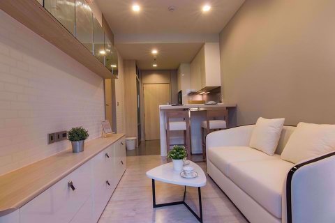 Condominio de 1 dormitorio en Watthana, Bangkok, Tailandia № 76935 - foto 2
