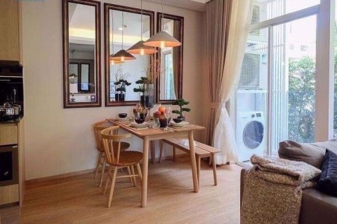 Condo à Khlong Toei, Bangkok, Thaïlande, 2 chambres  № 76940 - photo 2