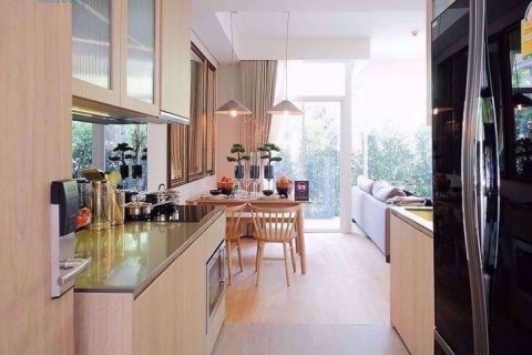 Condo à Khlong Toei, Bangkok, Thaïlande, 2 chambres  № 76940 - photo 3