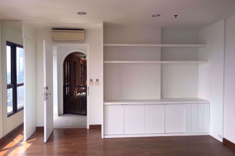 Condo in Phaya Thai, Bangkok, Thailand, 2 bedrooms № 76937