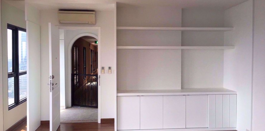 Condo à Phaya Thai, Bangkok, Thaïlande, 2 chambres № 76937