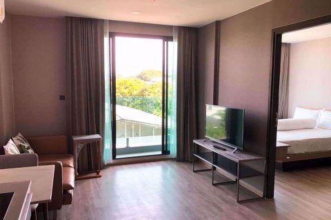 Condominio de 1 dormitorio en Watthana, Bangkok, Tailandia № 76936 - foto 2