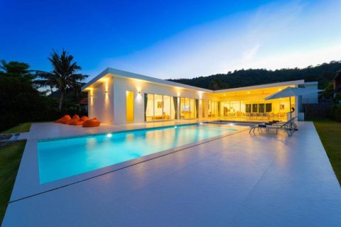 Chalet de 4 dormitorios en Cha-am, Tailandia № 125877 - foto 10