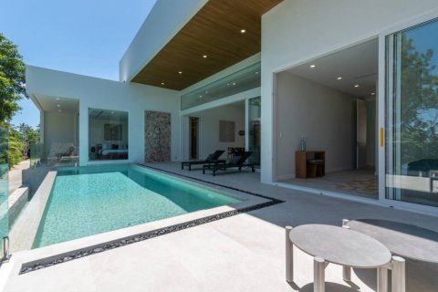 Chalet de 3 dormitorios en Surat Thani, Tailandia № 125876 - foto 4