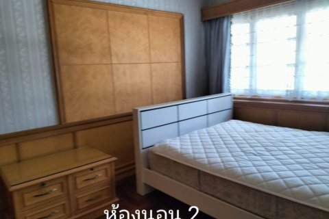 Casa de 4 dormitorios en Bangkok, Tailandia № 79498 - foto 13