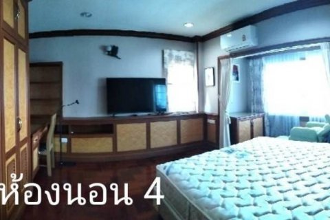 Casa de 4 dormitorios en Bangkok, Tailandia № 79498 - foto 12