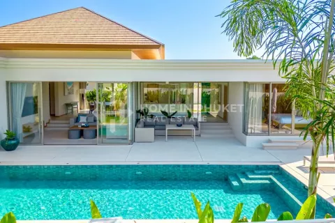 Haus in Phuket, Thailand 4 Schlafzimmer № 131393