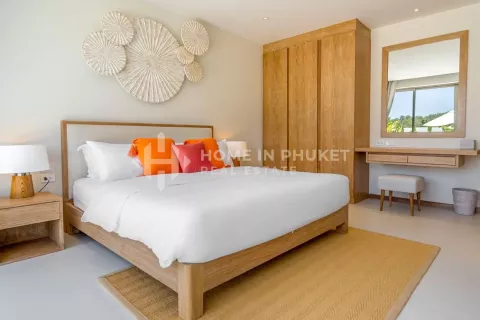 Casa de 4 dormitorios en Phuket, Tailandia № 131393 - foto 16