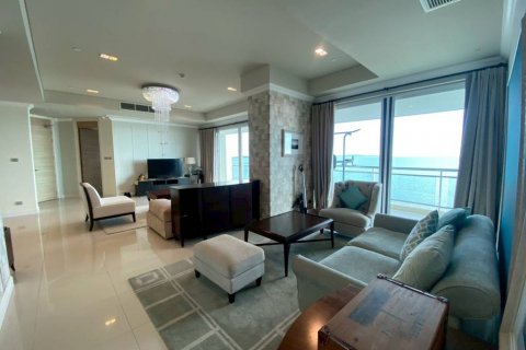Condominio de 3 dormitorios en Pattaya, Tailandia № 126687
