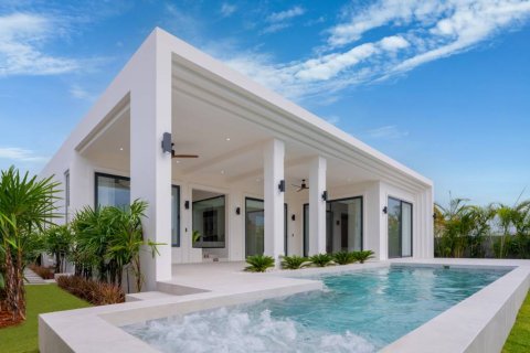 Chalet de 2 dormitorios en Hua Hin, Tailandia № 126685 - foto 2