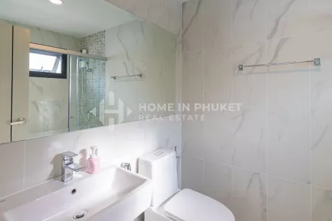 Casa de 4 dormitorios en Phuket, Tailandia № 131671 - foto 28