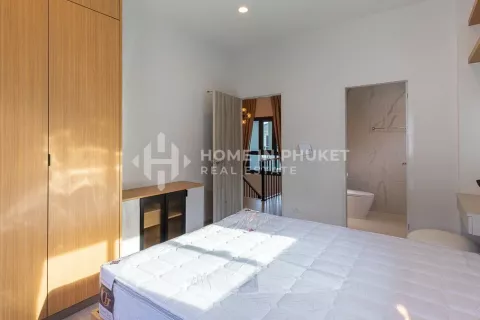 Casa de 4 dormitorios en Phuket, Tailandia № 131671 - foto 26