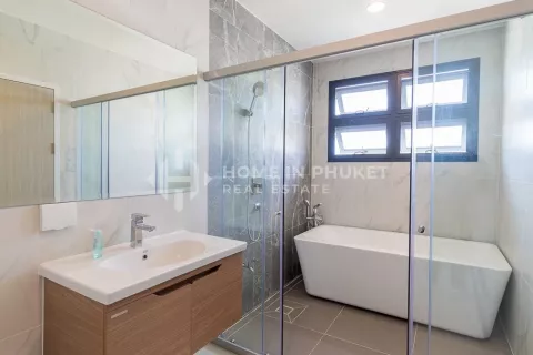 Casa de 4 dormitorios en Phuket, Tailandia № 131671 - foto 19