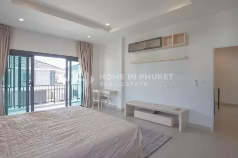 Casa de 4 dormitorios en Phuket, Tailandia № 131671 - foto 16