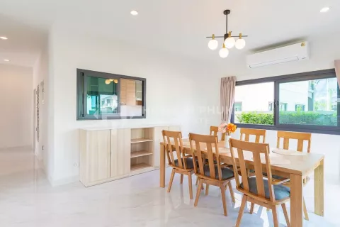 Casa de 4 dormitorios en Phuket, Tailandia № 131671 - foto 5