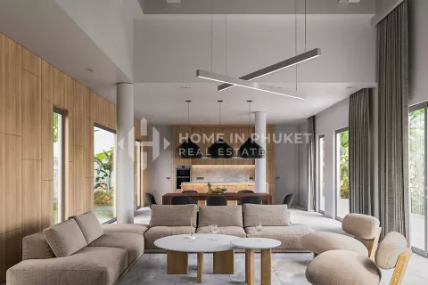Casa de 4 dormitorios en Phuket, Tailandia № 131667 - foto 3