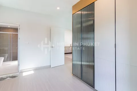 Casa de 4 dormitorios en Phuket, Tailandia № 131670 - foto 21