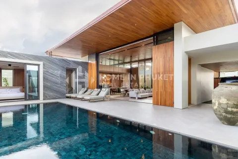 Haus in Phuket, Thailand 4 Schlafzimmer № 131668
