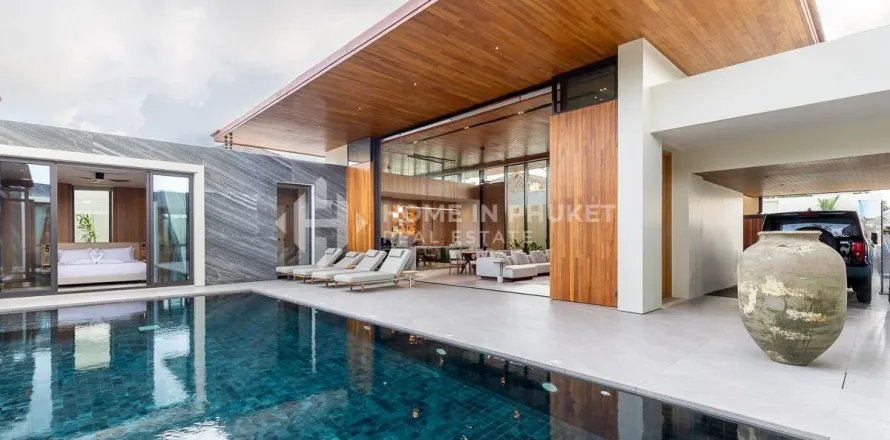 Casa de 4 dormitorios en Phuket, Tailandia № 131668
