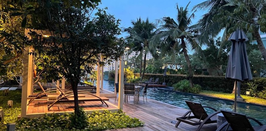 Condominio de 3 dormitorios en Bangkok, Tailandia № 143235