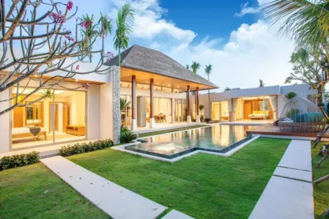 Villa in Phuket, Thailand 4 Schlafzimmer № 107722
