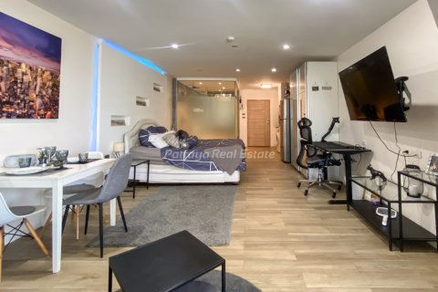 Studio in the Condo in Pattaya, Thailand № 80560 - photo 2