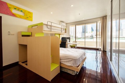 คอนโดมิเนียมในวัฒนา, กรุงเทพฯ, ประเทศไทย, 4 ห้องนอน № 123780 - รูปถ่าย 9