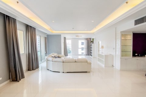 คอนโดมิเนียมในวัฒนา, กรุงเทพฯ, ประเทศไทย, 4 ห้องนอน № 123780 - รูปถ่าย 13