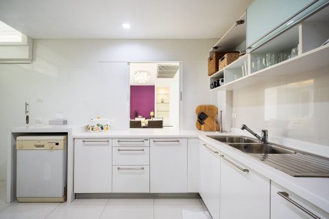 คอนโดมิเนียมในวัฒนา, กรุงเทพฯ, ประเทศไทย, 4 ห้องนอน № 123780 - รูปถ่าย 3