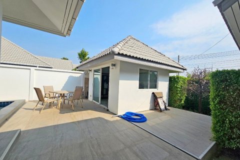 Casa de 3 dormitorios en Pattaya, Tailandia № 107997 - foto 5