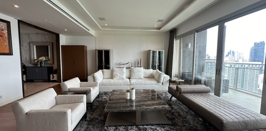 Condominio de 3 dormitorios en Bangkok, Tailandia № 142989