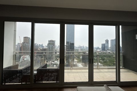 Condominio de 3 dormitorios en Bangkok, Tailandia № 142989 - foto 5