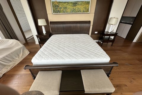 Condominio de 3 dormitorios en Bangkok, Tailandia № 142989 - foto 8