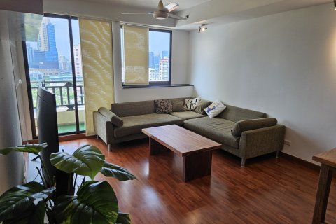 Condominio de 1 dormitorio en Sathon, Bangkok, Tailandia № 142992 - foto 2