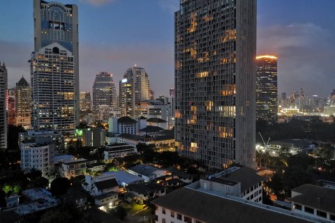 Condominio de 1 dormitorio en Sathon, Bangkok, Tailandia № 142992 - foto 14