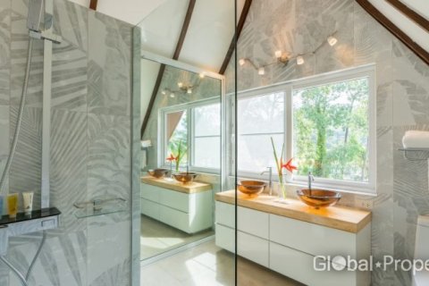 Casa de 4 dormitorios en Ko Chang, Tailandia № 100778 - foto 13